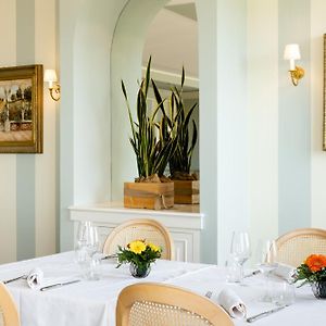 Hotel Tuder